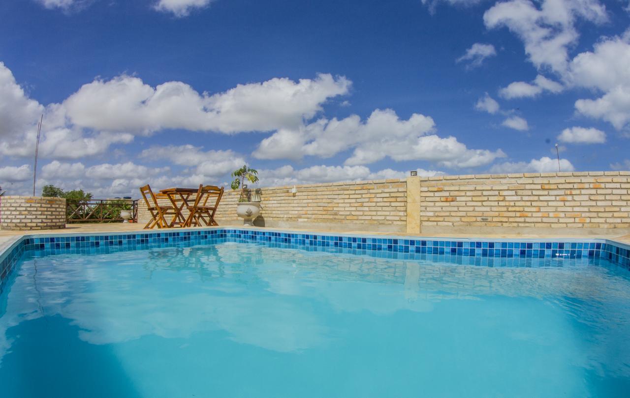 Hotel Isalana Beach Жижока-ди-Жерикуакуара Экстерьер фото